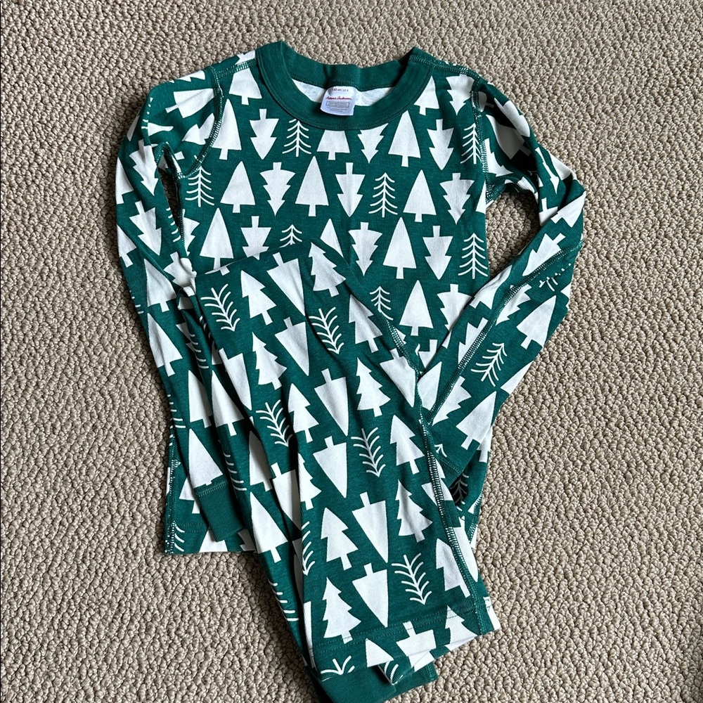 Hanna Anderson Green and White Tree Pattern Pajama Set